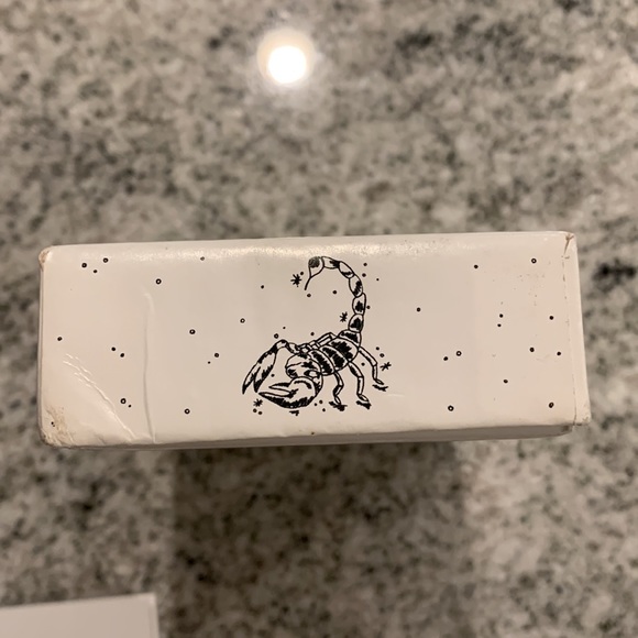 Postcards from the Liminal Space oracle deck - Picture 3 of 6